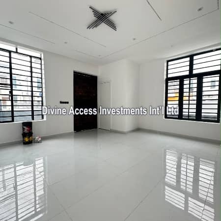 Luxury 5 Bedroom Fully Detached Duplex With Bq